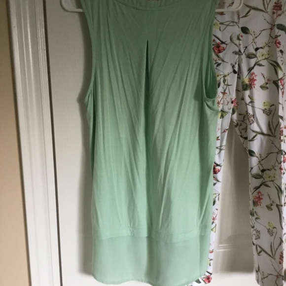 NWOT Cropped Pants - Picture 6 of 10